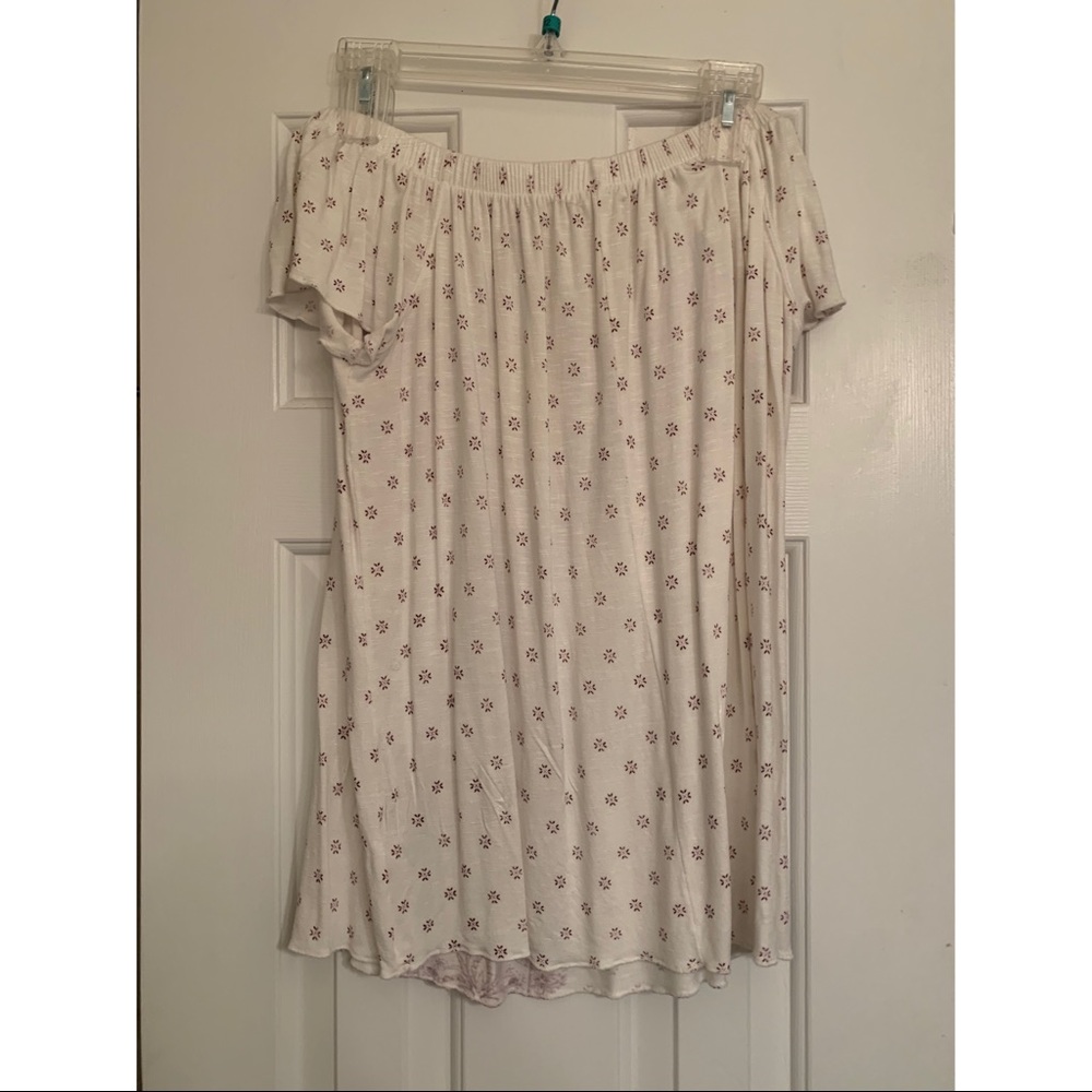 Maurice’s Medium off the shoulder short sleeve EUC - Picture 2 of 8
